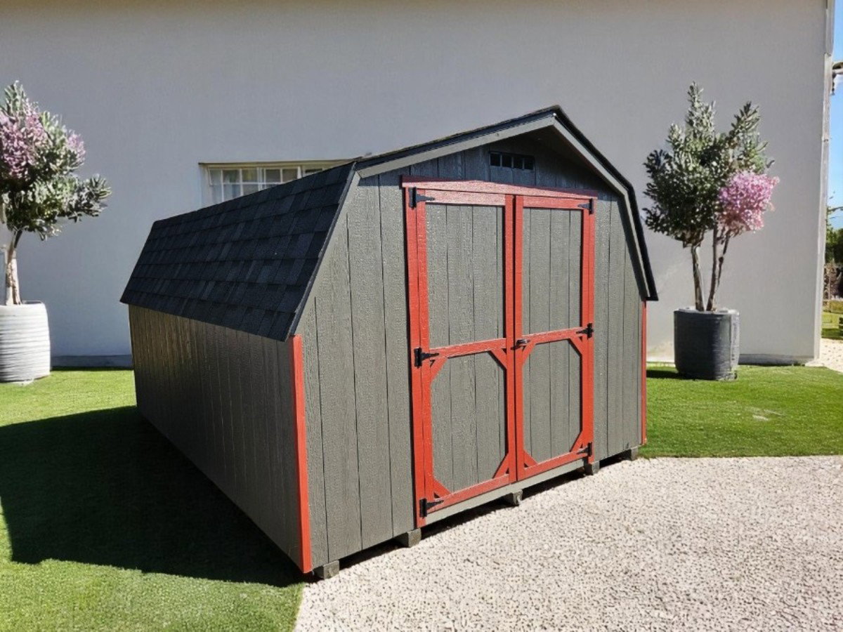 Classic mini barn shed built by Waterloo Products for Chester County PA