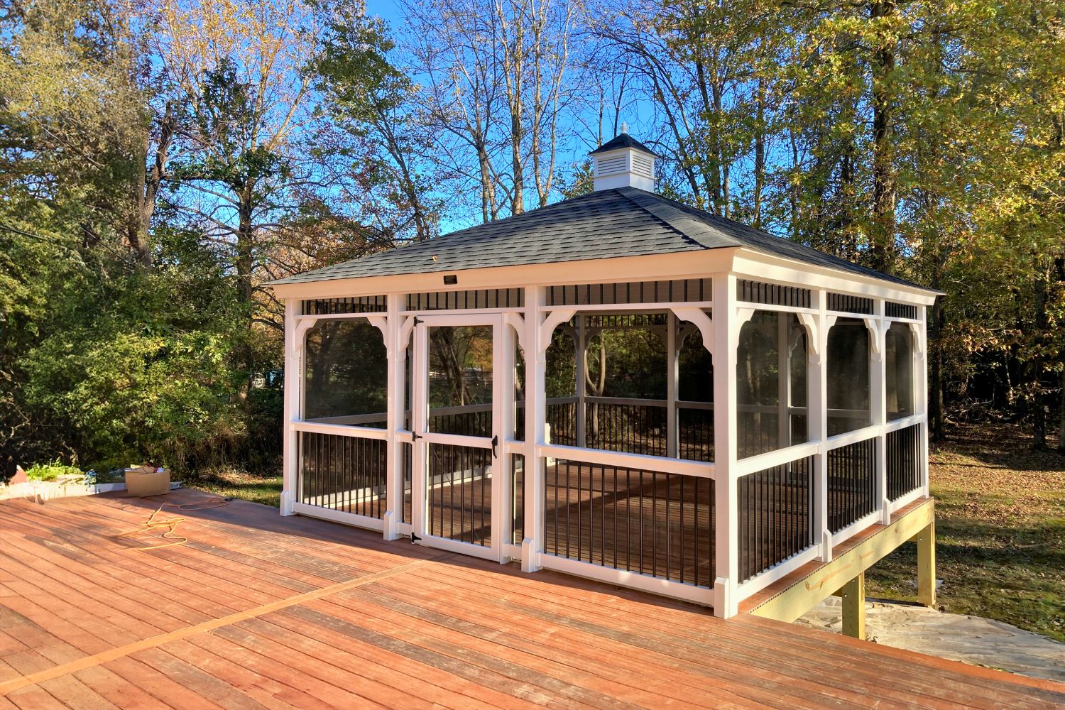 Vinyl rectangle gazebo from Waterloo Products serving Delaware and Maryland